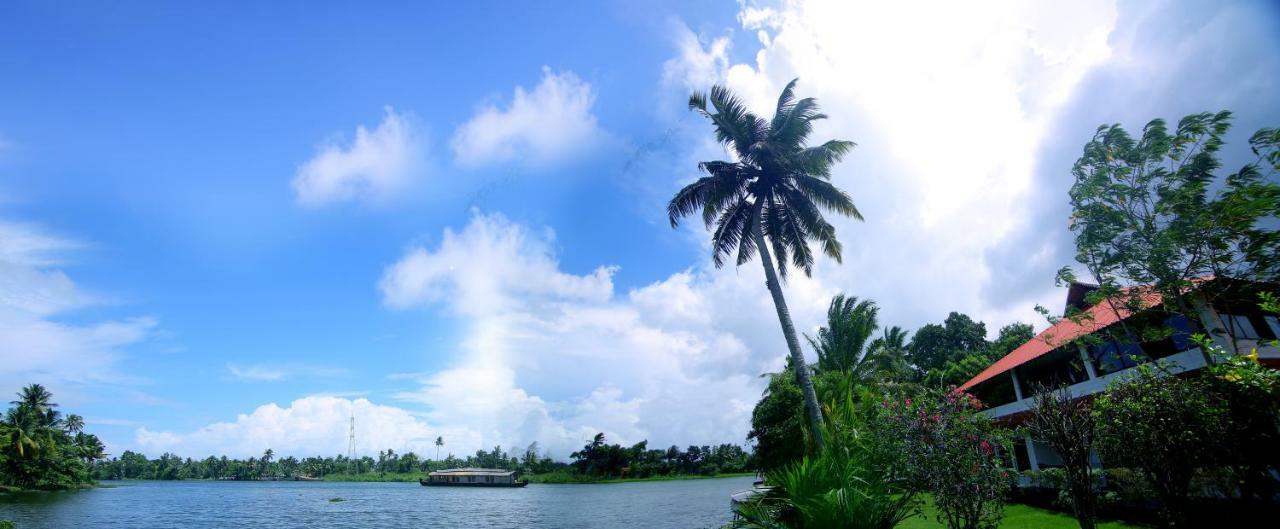 Green Palace Ayurveda Resort, Alleppey Alappuzha Exterior photo