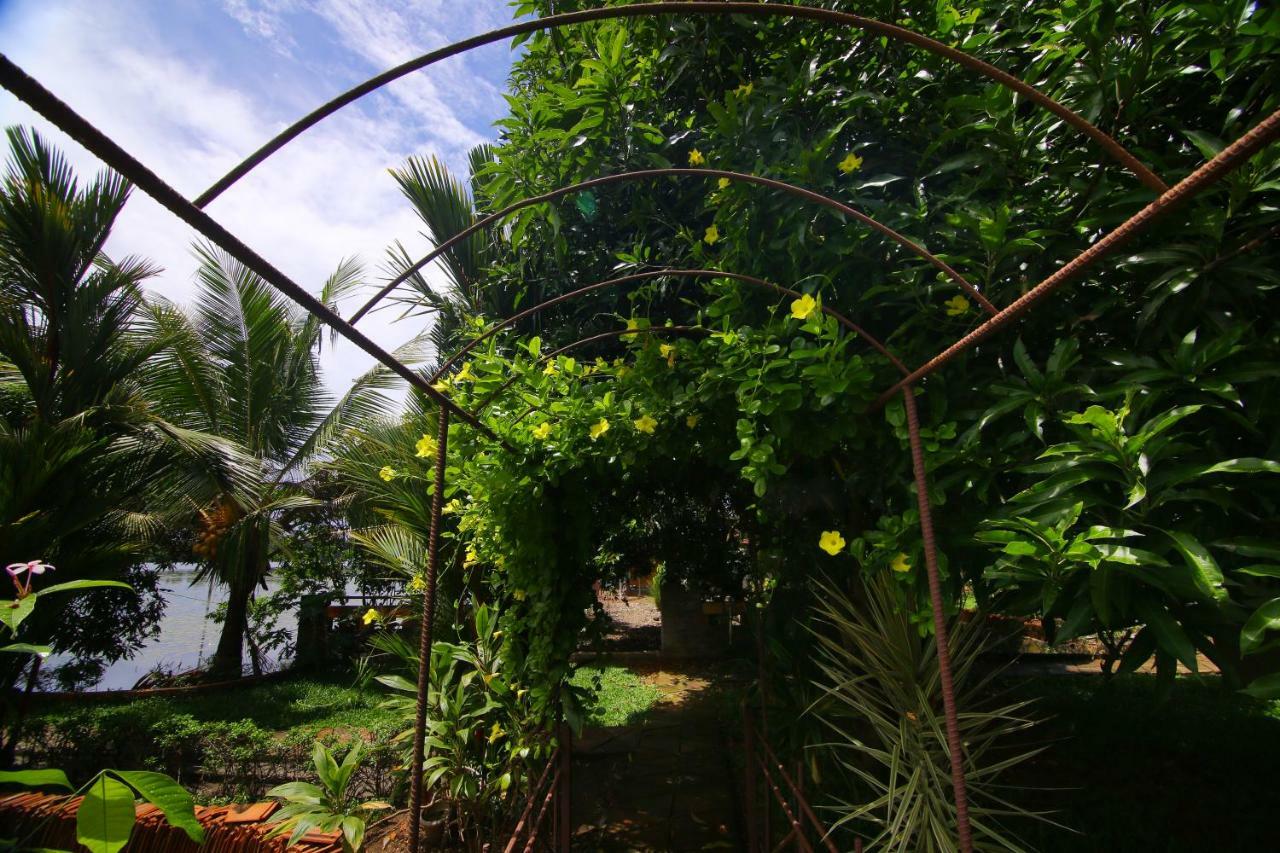 Green Palace Ayurveda Resort, Alleppey Alappuzha Exterior photo